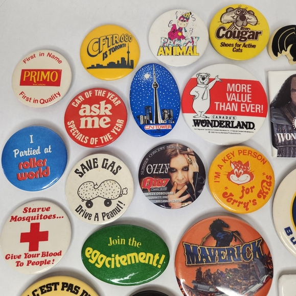 Vintage Button Pin Lot Canadian Advertising - Picture 2 of 5